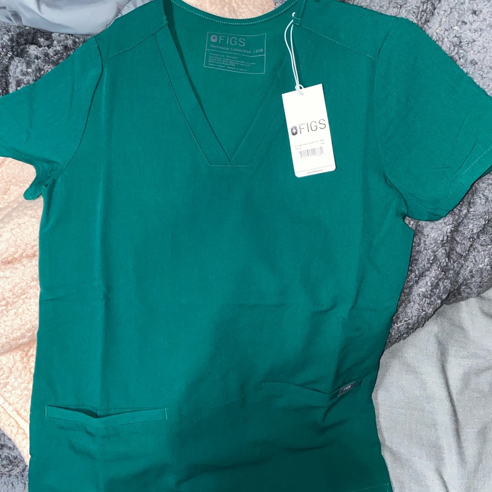 COPY - FIGS BNWT XXS hunter green casma